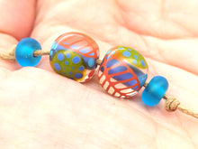 Load image into Gallery viewer, Moogin beads - lampwork glass Abstract pattern bead set -  PAIRS-  SRA
