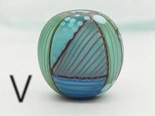 Load image into Gallery viewer, Moogin beads - Round Patchwork Focal V 36038
