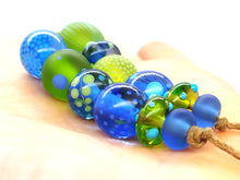 Load image into Gallery viewer, Moogin beads-  lampwork glass bead set - small round / rondelle
