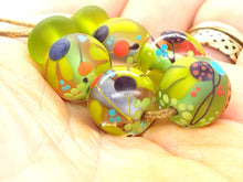 Load image into Gallery viewer, Moogin beads-  lampwork glass bead set - small round / rondelle
