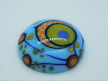 Load image into Gallery viewer, Crewelwork pattern Glass Cabochon 20mm
