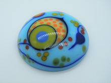 Load image into Gallery viewer, Crewelwork pattern Glass Cabochon 20mm
